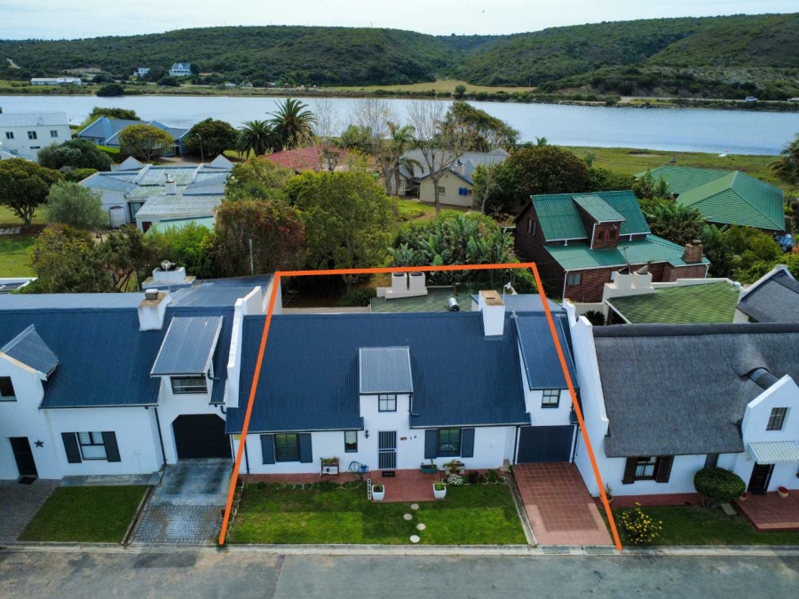 4 Bedroom Property for Sale in Stilbaai Wes Western Cape